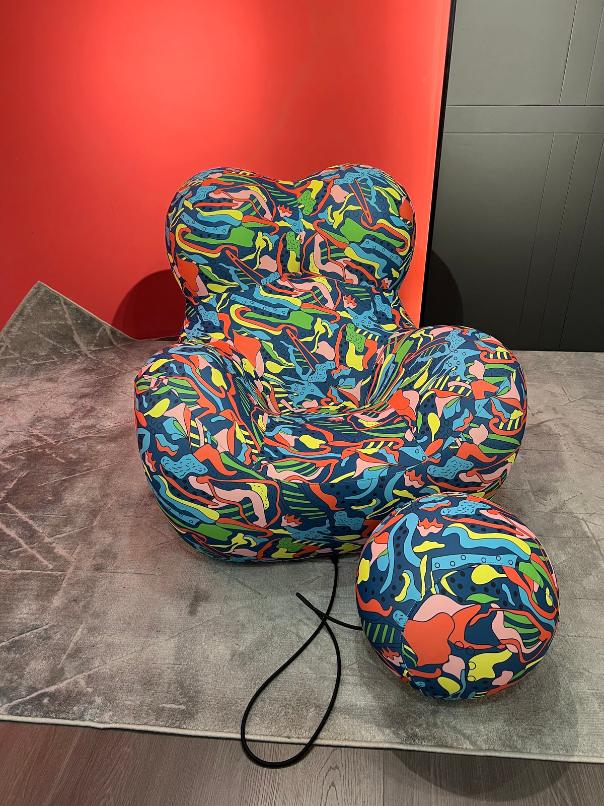 Mommy's Embrace Lounge Chair (015#)